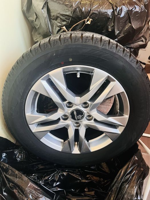 Продам зимний шины и диски