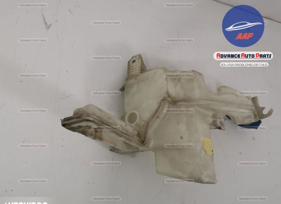 Оригинален резервоар за чистачки Фолксваген / Volkswagen Passat B6 Ори