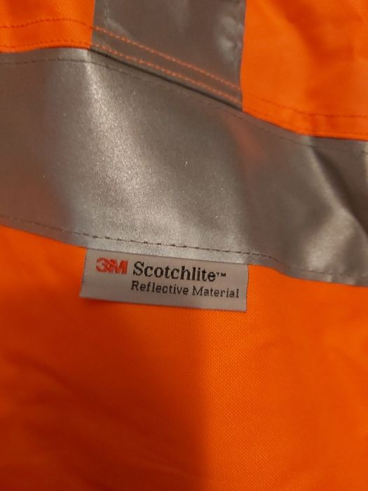 Geacă + pelerină impermeabile reflectorizante cu mâneci detașabile