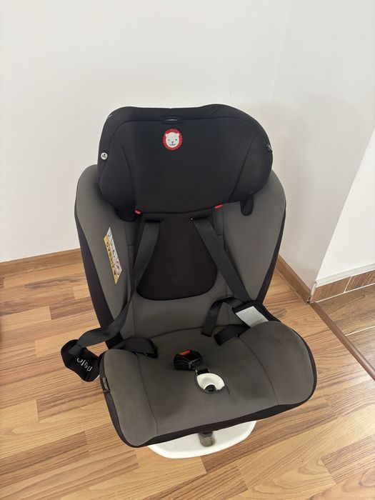 Scaun auto 360- isofix