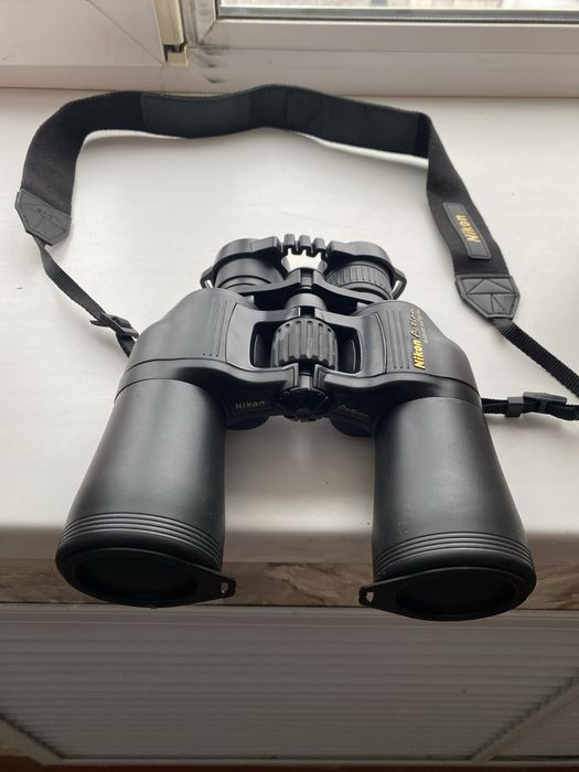 Продам бинокль Nikon