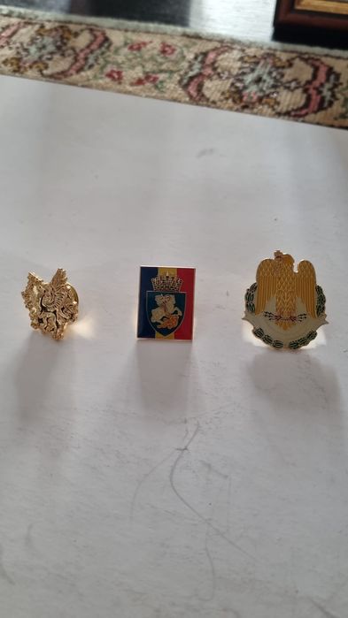 Insigna Guvernul Romaniei și Ministerul Apararii