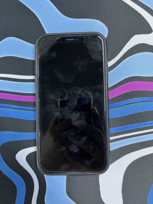 iPhone XR белый 64гб