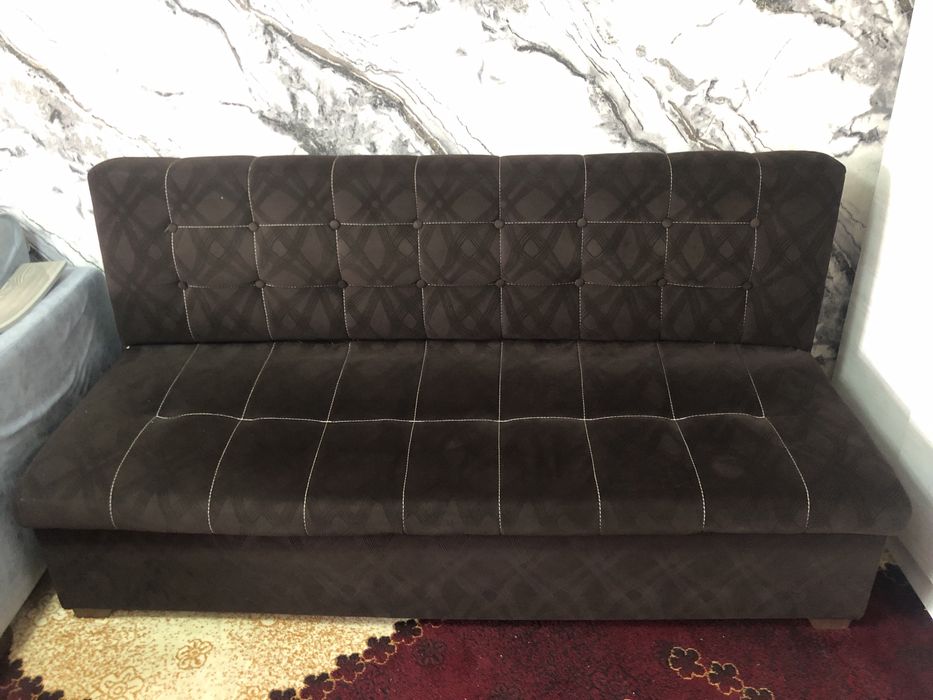 Divan ideal  srochno