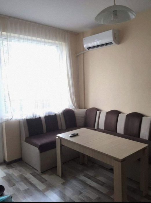 Дава се под наем Двустаен апартамент в Шумен, Басейна - 42 кв.м за 229.5 € - Снимка #3