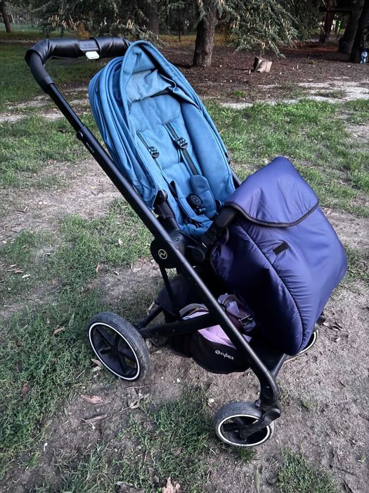 Универсално покривало за крачета за количка