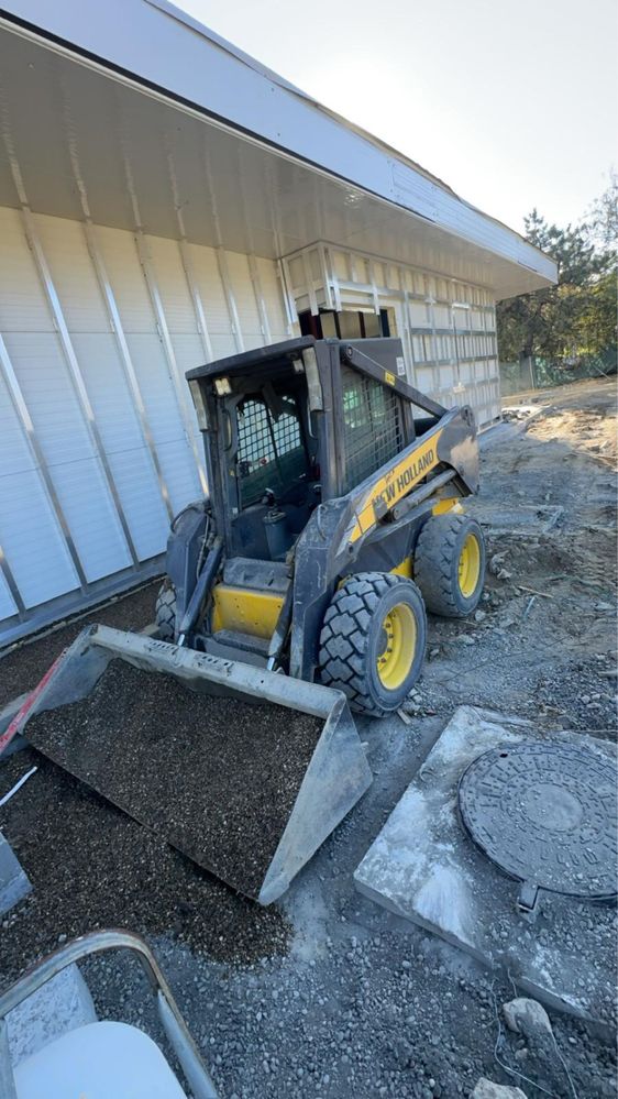 Vand bobcat /miniincarcator New Holland L150