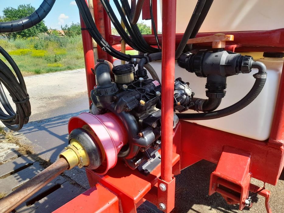 Vand instalatie de erbicidat sprayer Hardi