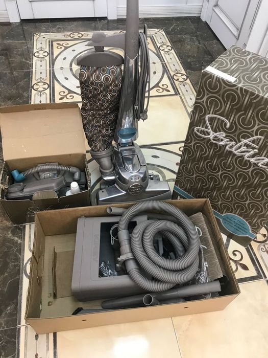 Продам пылесос Kirby Sentria.