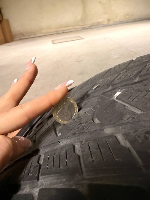 PIRELLI Зимни гуми 275/35/20