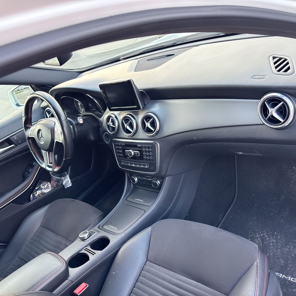 Mercedes benz GLA
