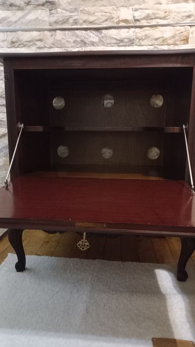 Бар шкаф с чекмедже