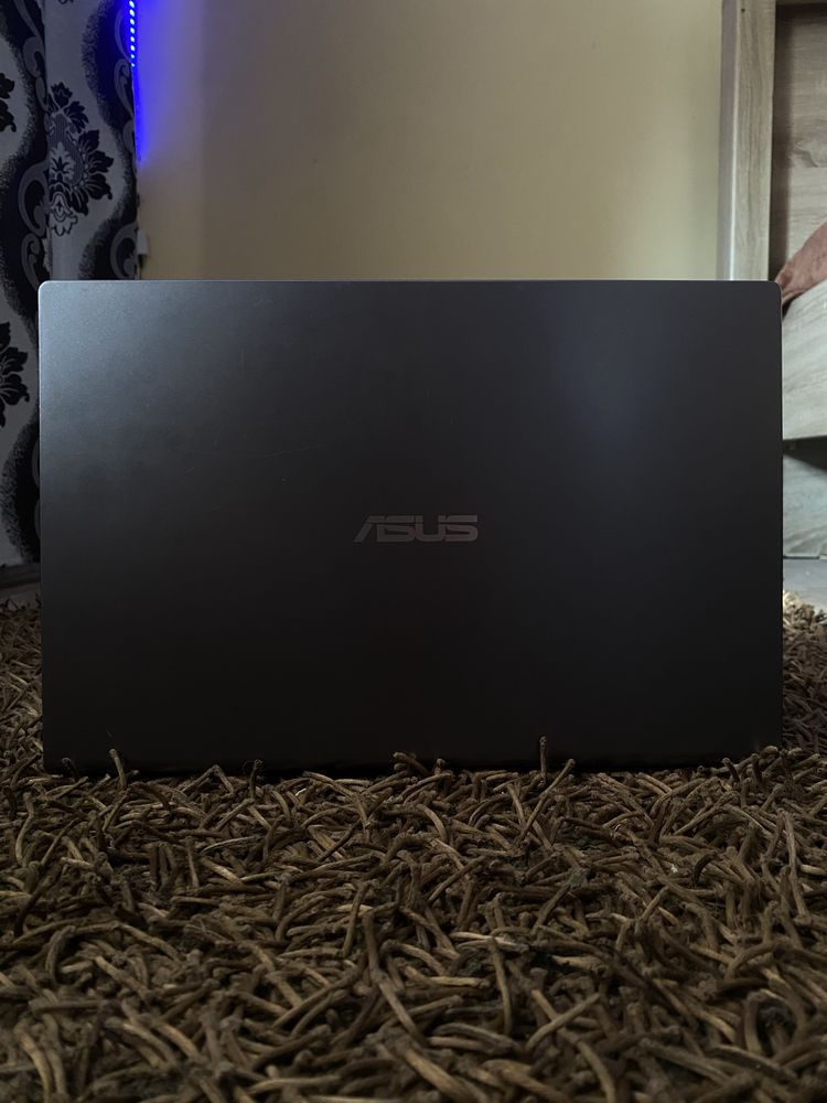 Laptop ASUS VivoBook X415FA