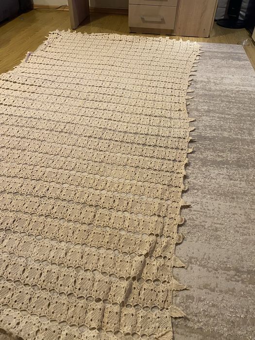 Vand fata de masa din borangic/marama lucrata manual