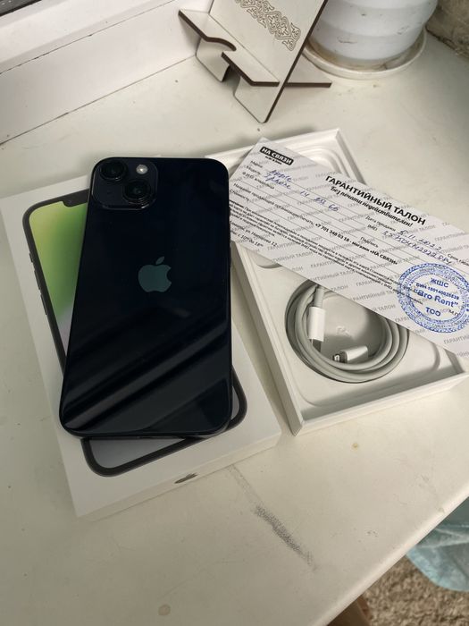 Продам Айфон 14 256гб