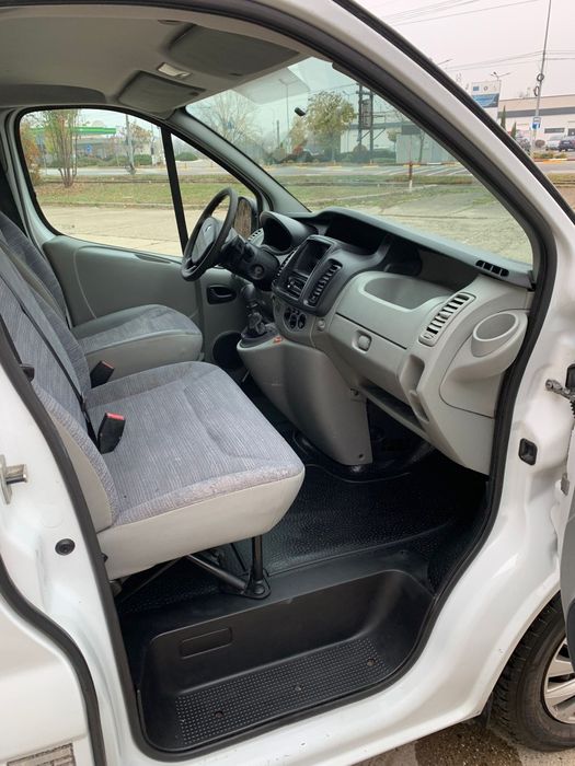 Renault Trafic 2.0 CDTI 115CP Euro 5 – An 2012 – Lung – Clima