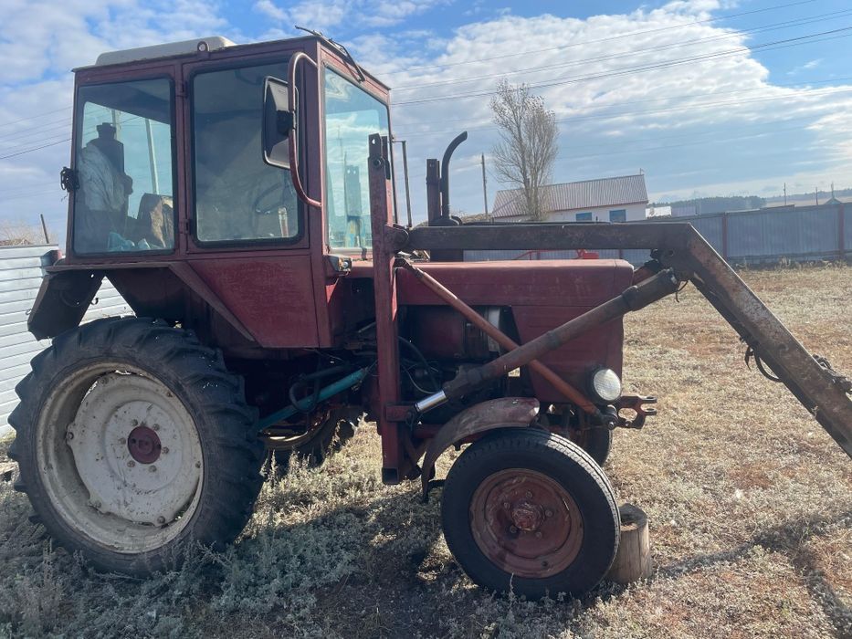 Продам трактор т 25