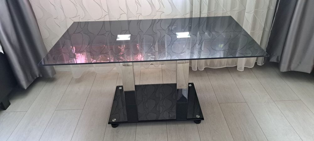 Masuta de cafea din sticla