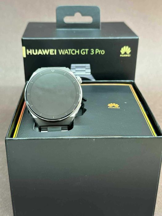 Смарт часовник Huawei Watch GT 3 Pro Titanium 46mm / Перфектен