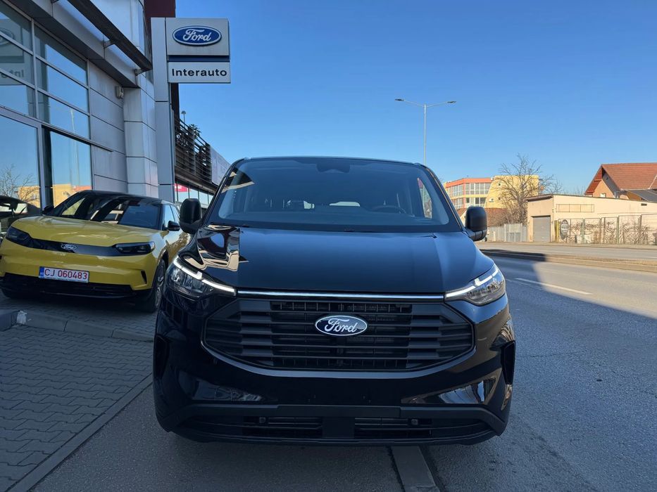 Ford Transit Custom Ford Transit Custom Kombi-M1 320L (L2H1) Trend 2.0L Panther 170 C