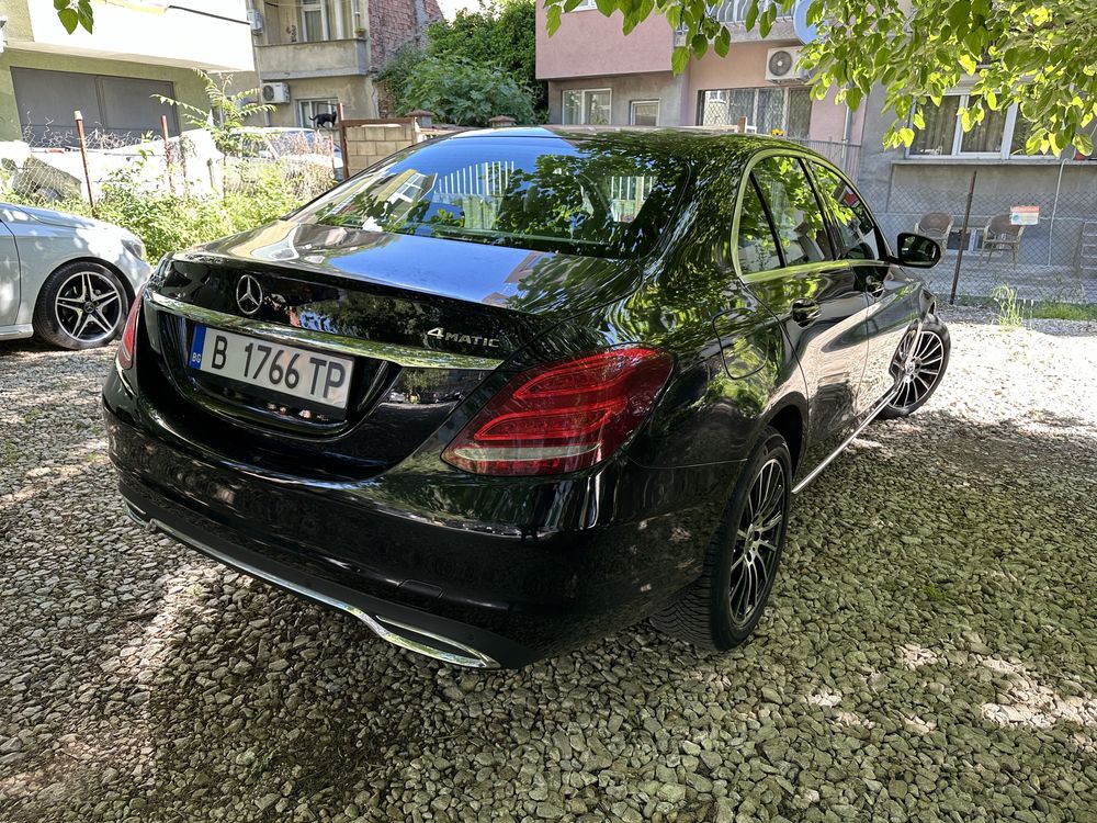 Mercedes C220d 4matic - в отлично състояние