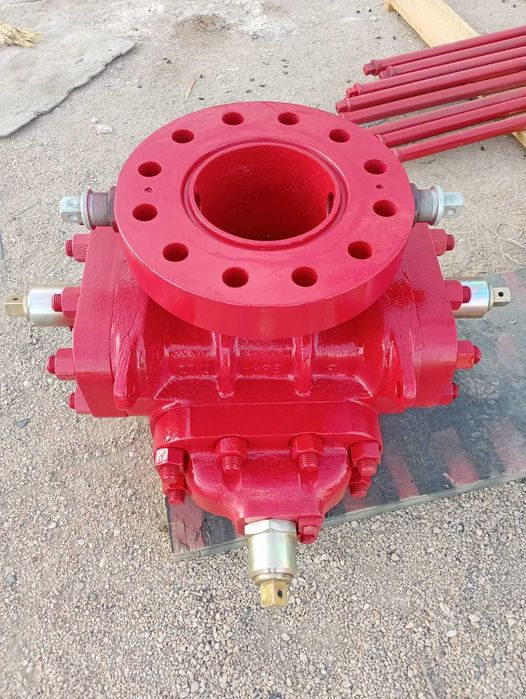 Продам  Превентор ППШР 152х21  2 штуки    Ротор карданный РМ-200