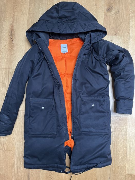 Дамска парка Adidas с естествен пух