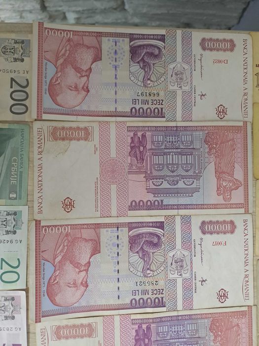 Bani de colectie 1974-2014