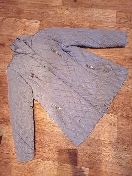Куртка женская б/у продам