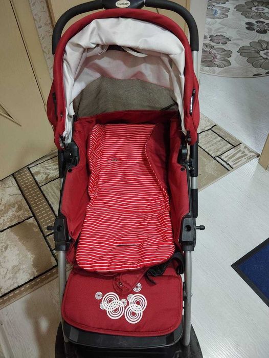 Продается коляска Goodbaby в хорошем состоянии в полном комплекте