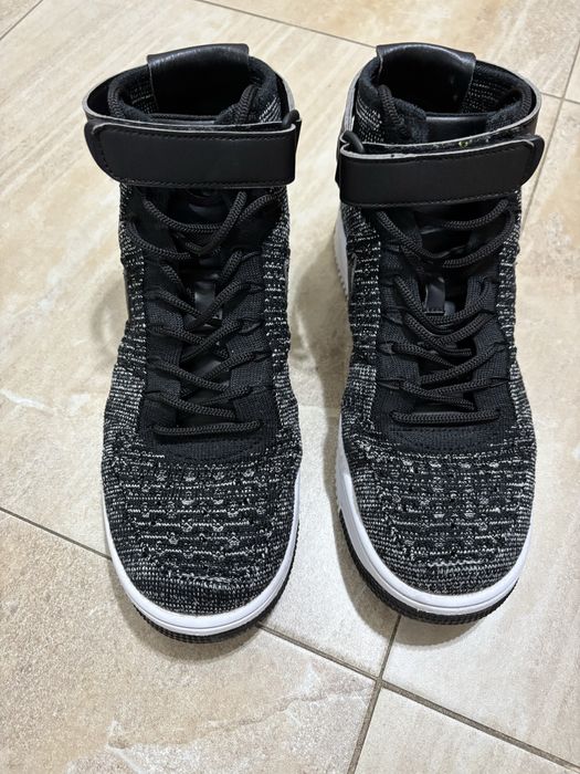 Спортни маратонки Nike и Diesel
