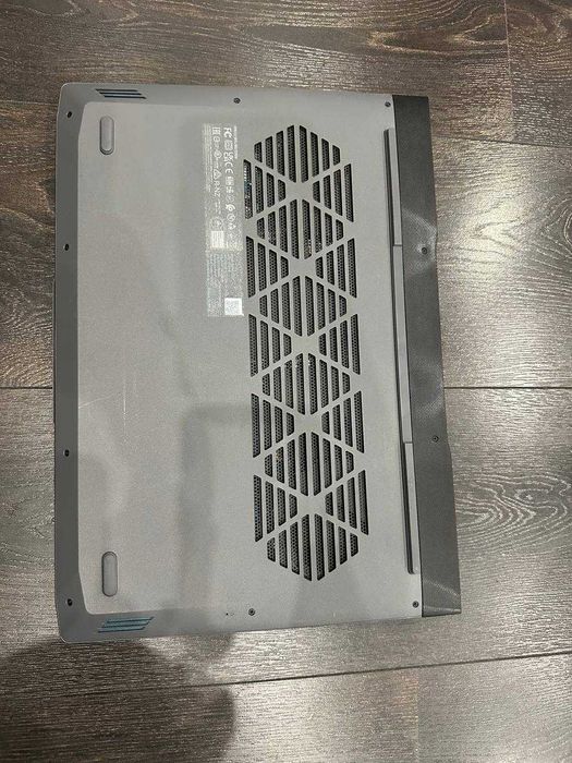 Lenovo LOQ 15APH8  Ryzen 7 7840HS | RTX 4050 6GB | 16GB DDR5 | 1TB SSD