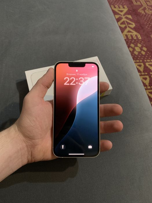 iPhone 13,Айфон 13 в идеальном состоянии