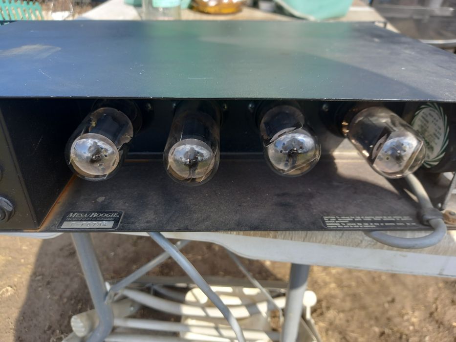 Amplificator PUTERE PE lămpi Mesa BOGIE  2 x 50w STEREO  INSTUMENTE