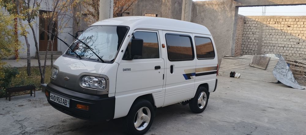 Damas 2023 года новый газ бензин   пробег 32000