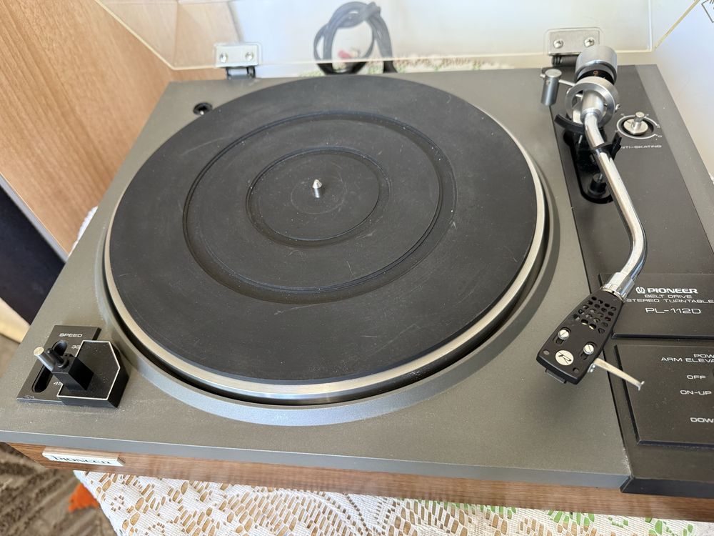 Pioneer PL-112D Качествен грамофон