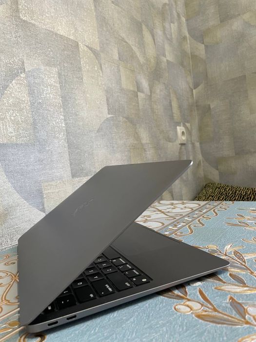 Ноутбук Apple Macbook Air M1 8/256gb SSD Space Gray