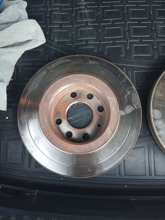 Тормозной диск на равон р3