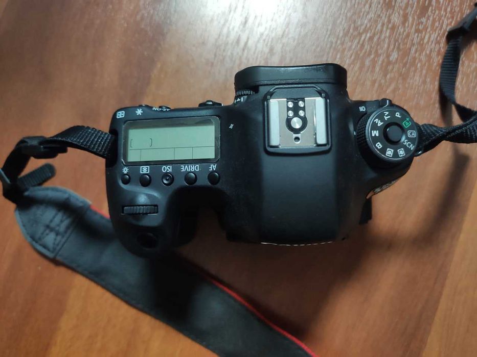 Canon 6D (Body) продаётся.
