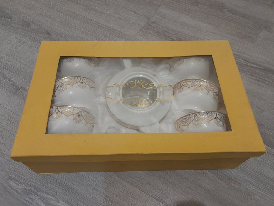 Продам Сервиз для стола, салатница, варенница, фужеры, и многое