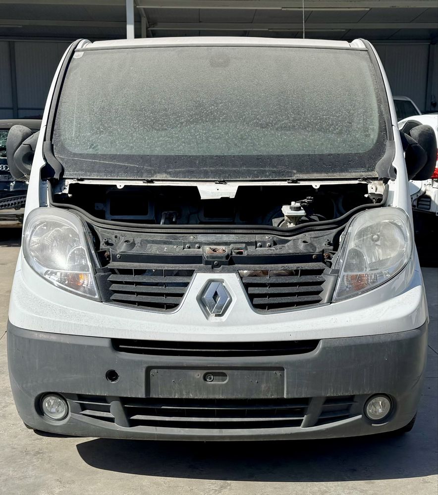 Renault Tafic 2.0dci 115hp M9R НА ЧАСТИ