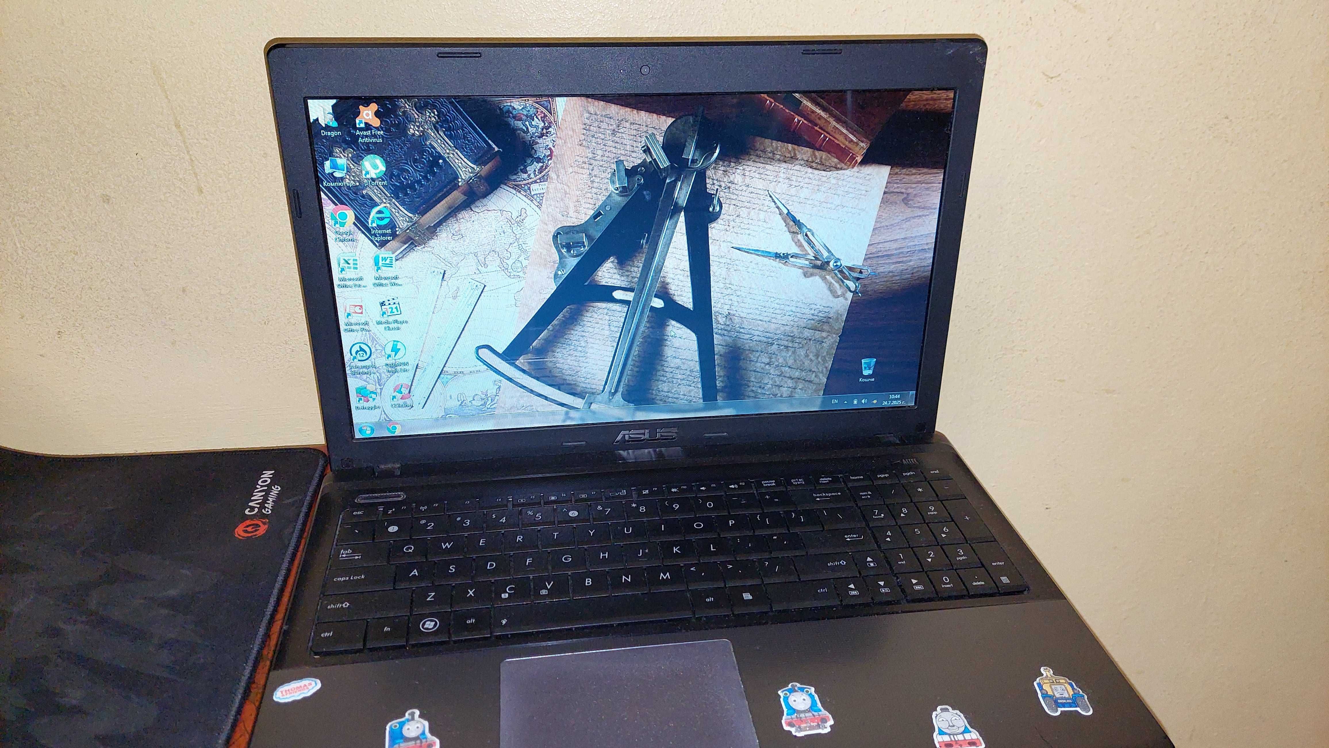 Лаптоп Asus  x55vd