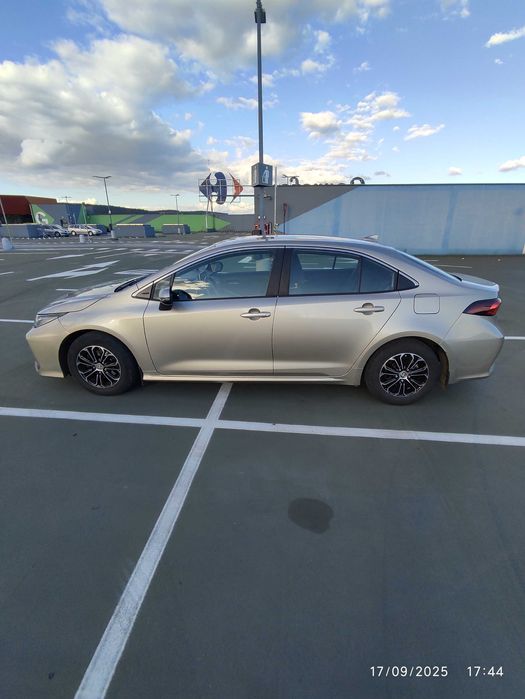 Toyota Corolla Sedan 1.5 model Business