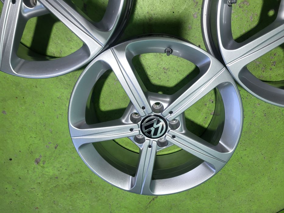 17 5x112 Vw Touran Caddy Golf лети джанти 5х112