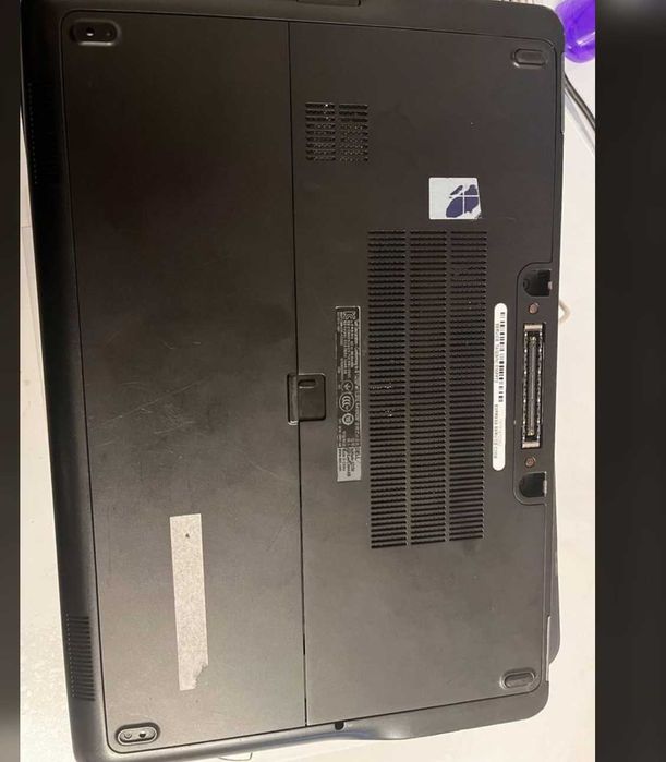 Dell E7250, Intel i5-5300 2.30GHz, 8GB ram , SSD ideal diagnoza auto