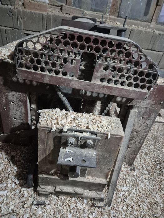 Vând abricht si grosime