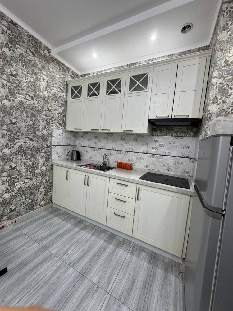 Продаётся  СРОЧНО 2х ком. кв. ЖК «AKAY CITY», 50м2. Ор-р Дархан.