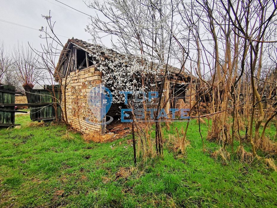 Продава се Къща в с. Куцина, Област Велико Търново - 70 кв.м за 106 €/кв.м - Снимка #2