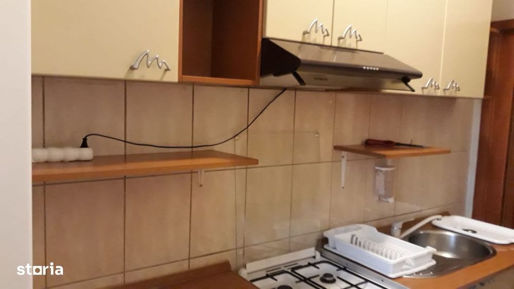 De inchiriat apartament 3 camere,vila cocheta,zona Liceul Decebal