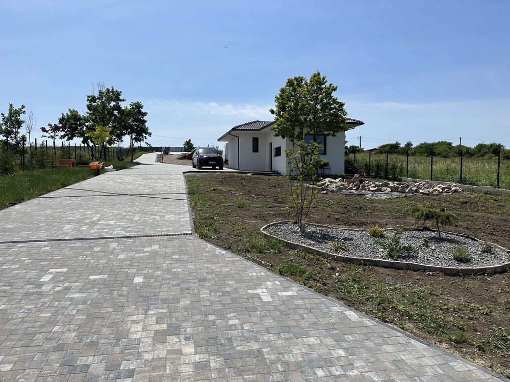 Teren de Vis 7650 mp la Marginea Padurii str Izvorului cu Utilitati